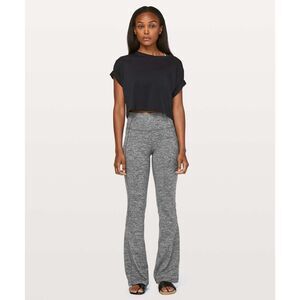 Lululemon Groove Pant Flare 32” – Heathered Gray (Size 8)
